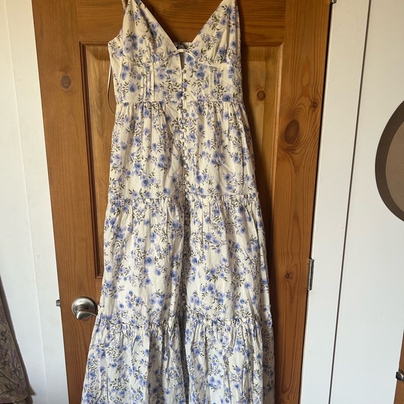 Dresses & Skirts - Floral Tiered Maxi Dress in Cream and Lavender